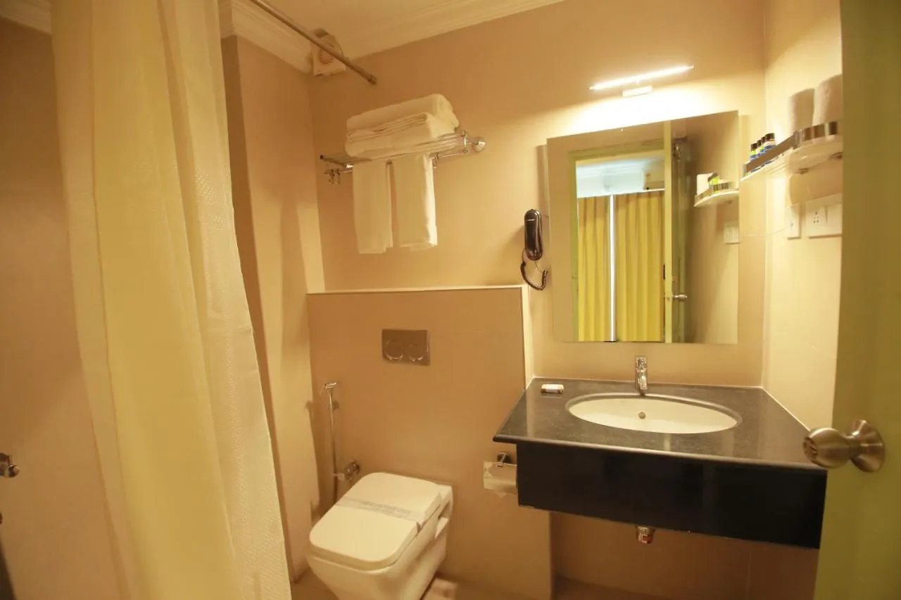 ホテルAmruthu Residency Kochi 0*,